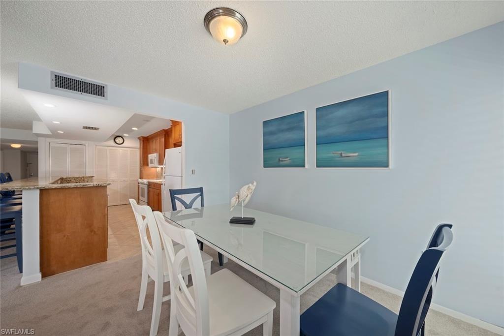 KINGS CROWN - Residential