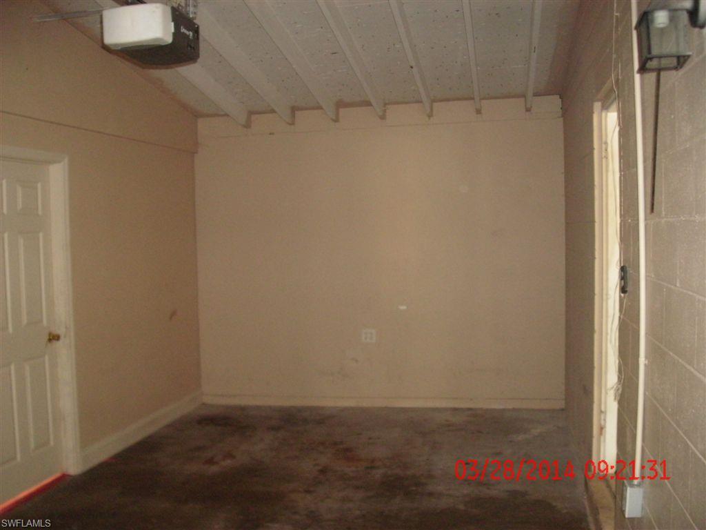 PINE MANOR - Residential