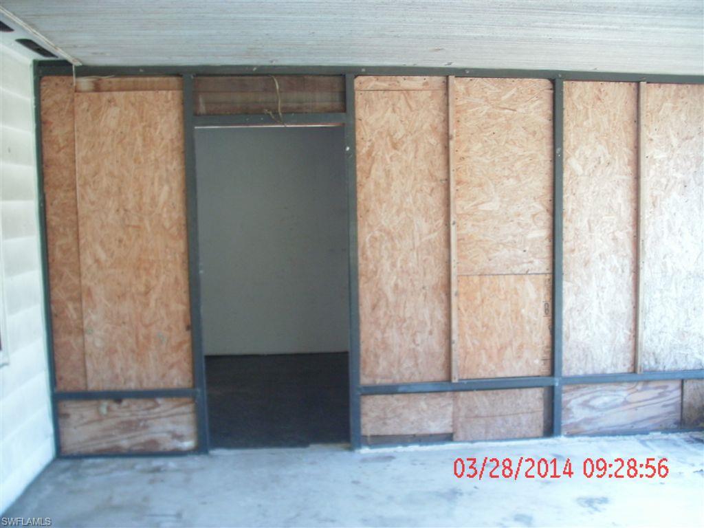 PINE MANOR - Residential