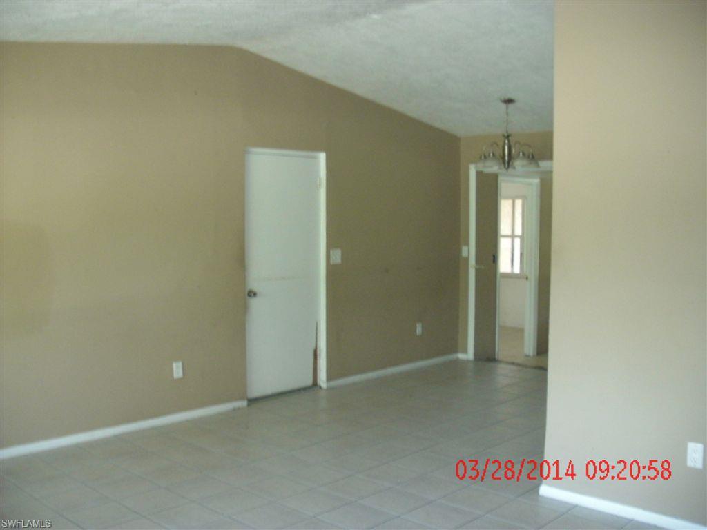 PINE MANOR - Residential