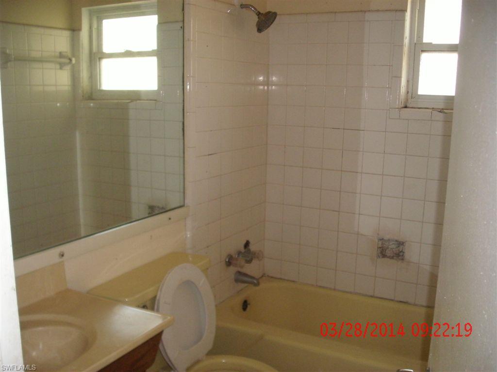 PINE MANOR - Residential