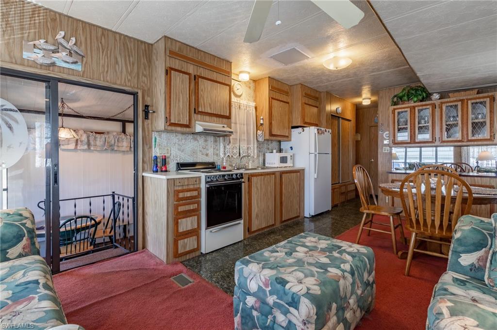 PALMETTO PALMS R V - Residential