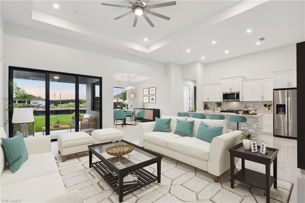 CAPE CORAL - Residential