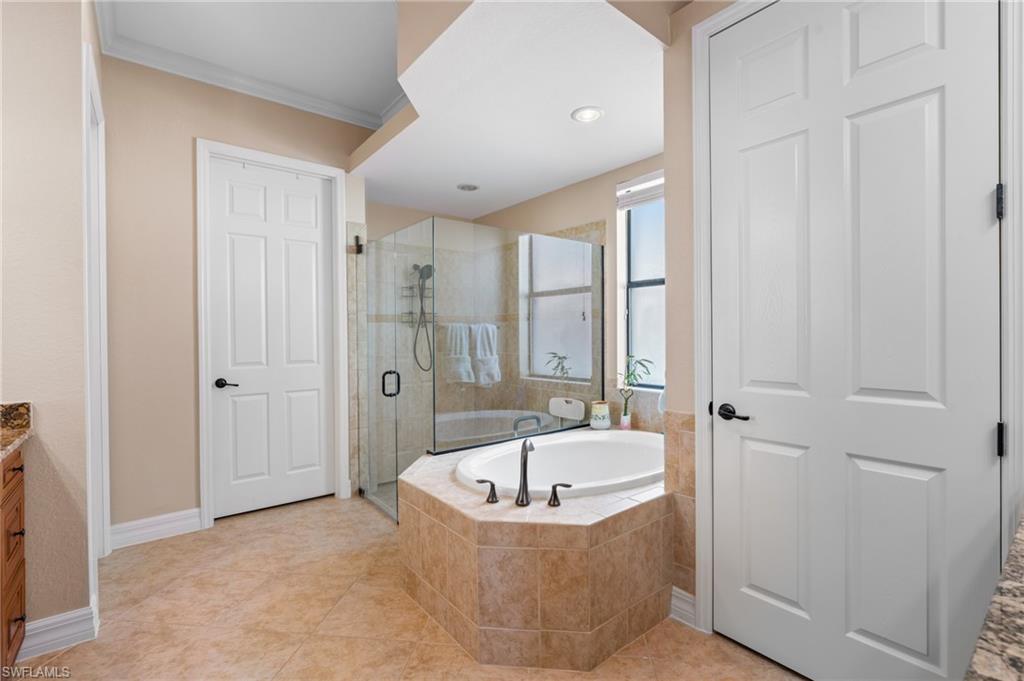 REFLECTION ISLES - Residential