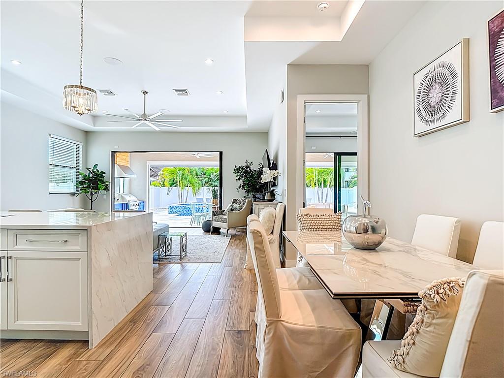 NAPLES PARK - Residential