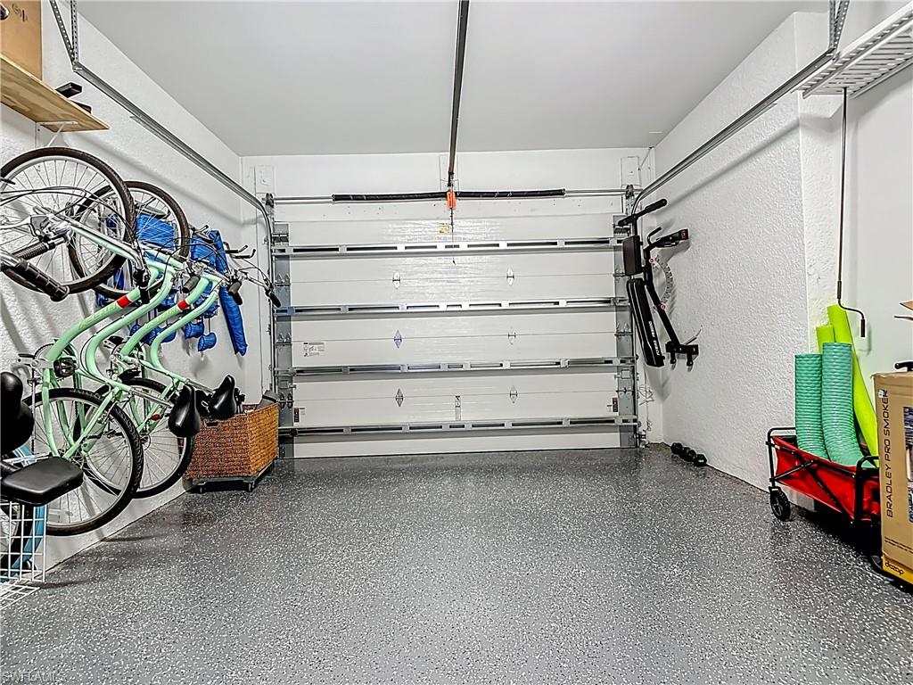 NAPLES PARK - Residential