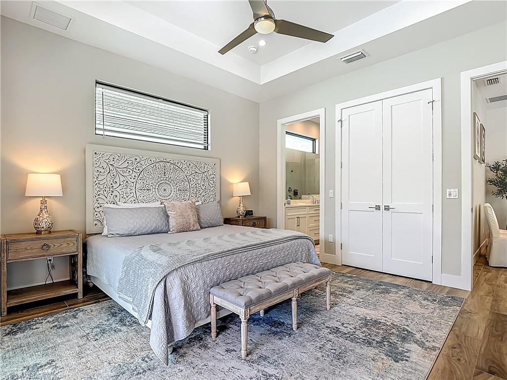 NAPLES PARK - Residential