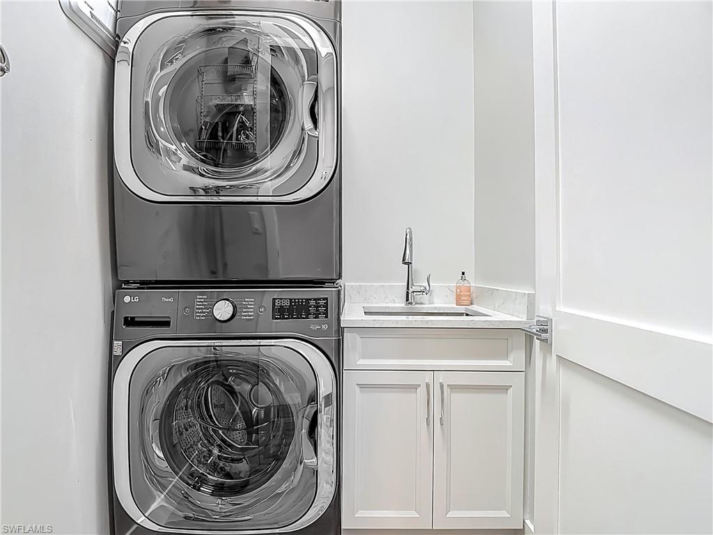 NAPLES PARK - Residential