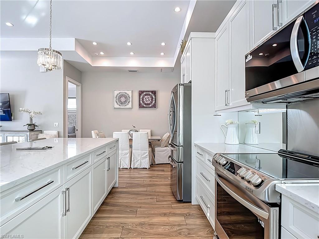 NAPLES PARK - Residential