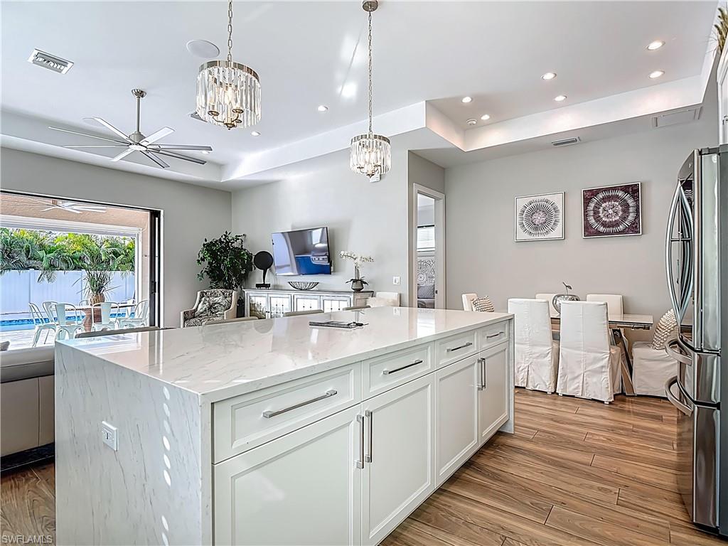 NAPLES PARK - Residential