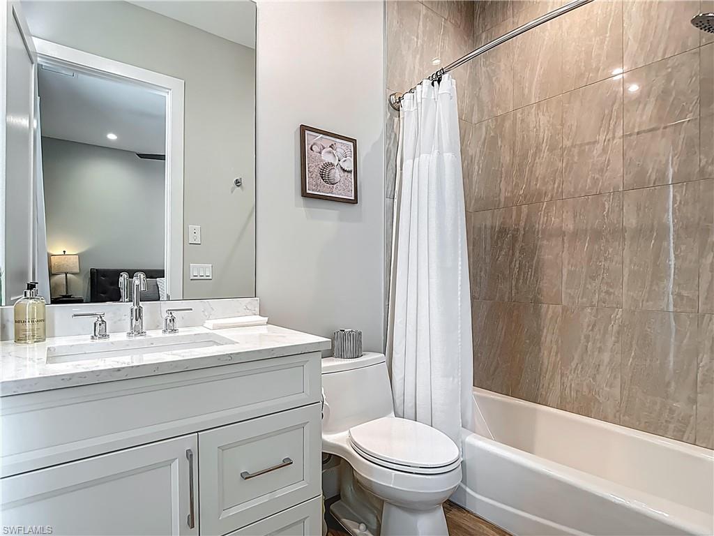 NAPLES PARK - Residential