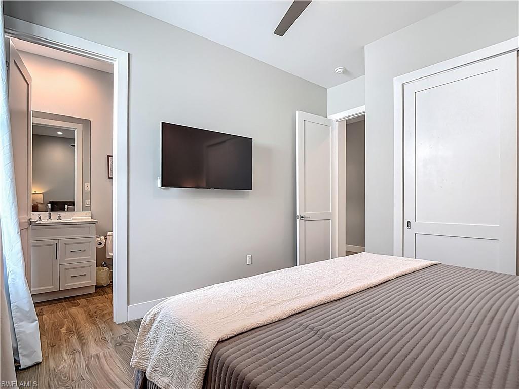 NAPLES PARK - Residential