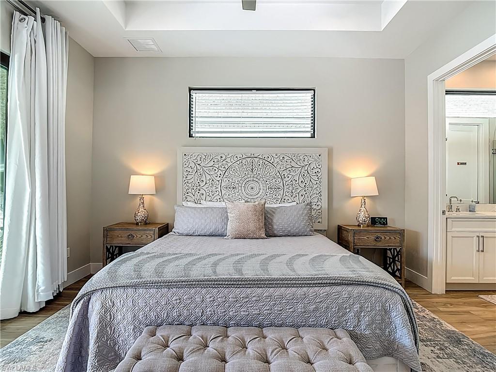 NAPLES PARK - Residential