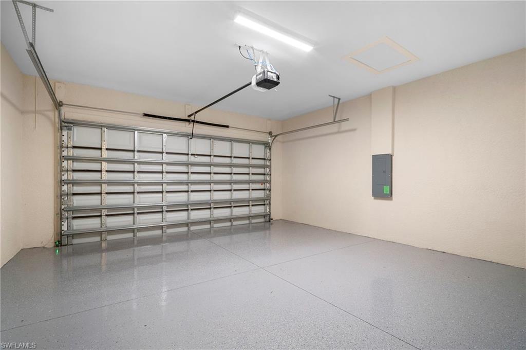 GOLDEN GATE ESTATES - Residential Lease