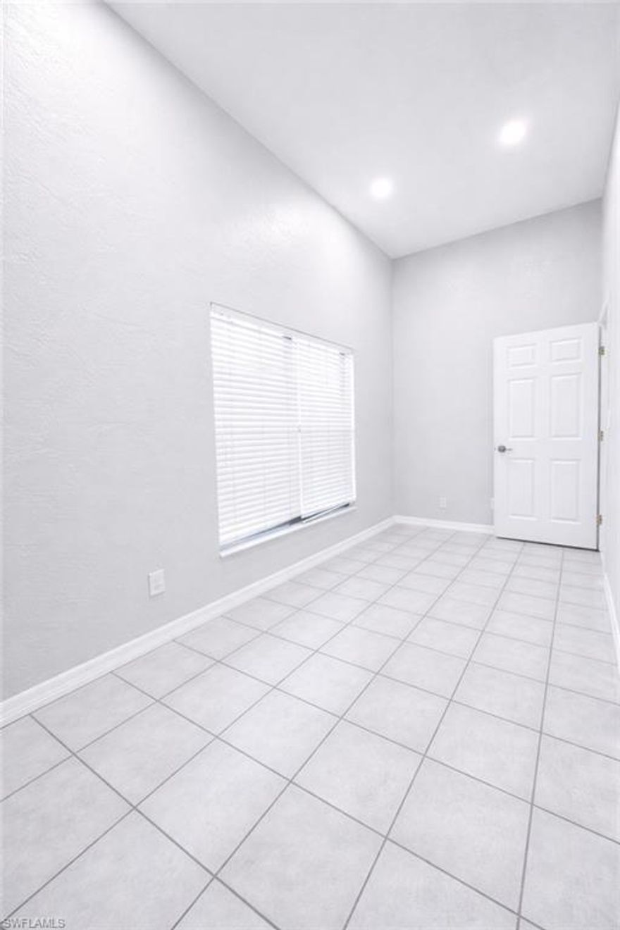 Executive Office Available – Move-In Ready | Utilities Included

We have one executive office available for immediate lease, perfect for professionals seeking a quiet, efficient workspace. The office measures 105 sq ft (7’ x 15’) and is ideal for focused work or client meetings.

The space includes access to a common bathroom and break area, and water, electric, and internet are all included, keeping your monthly expenses simple and predictable.

Desks and chairs are available for lease, making this a true plug-and-play office. Virtual office options and mailbox services are also available upon request.

? Limited availability — secure this executive office today!