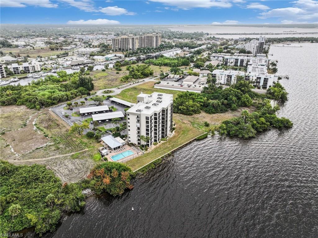 MOORINGS POINT CONDO - Residential