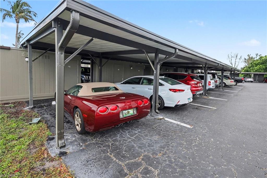 MOORINGS POINT CONDO - Residential