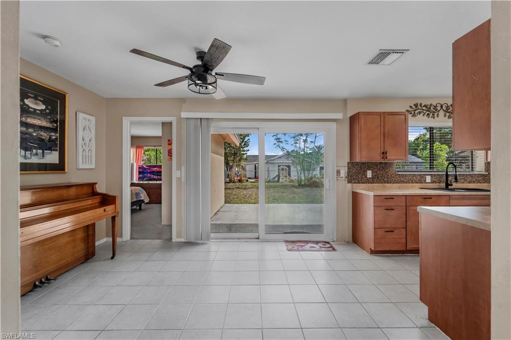 HOLIDAY PARK - Residential