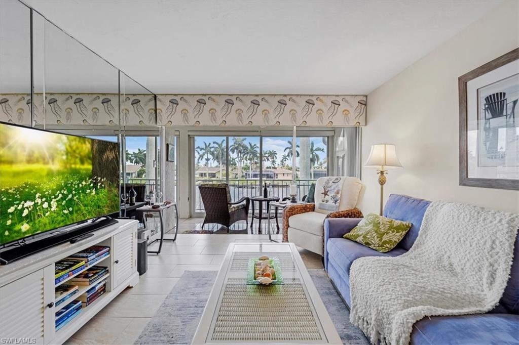 GULLWING CONDO - Residential