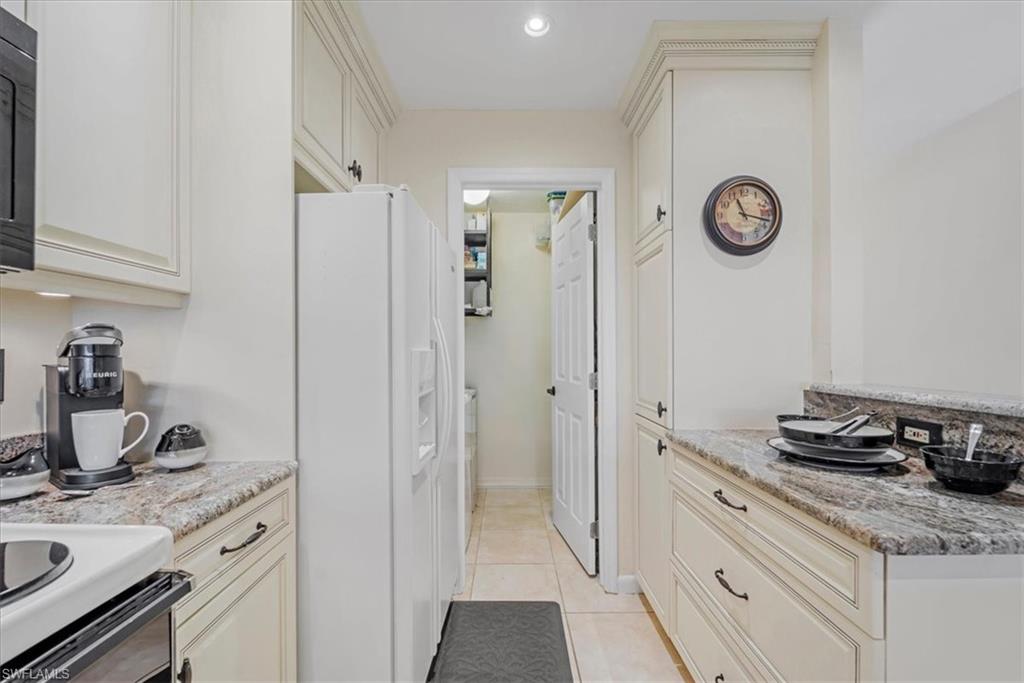 GULLWING CONDO - Residential