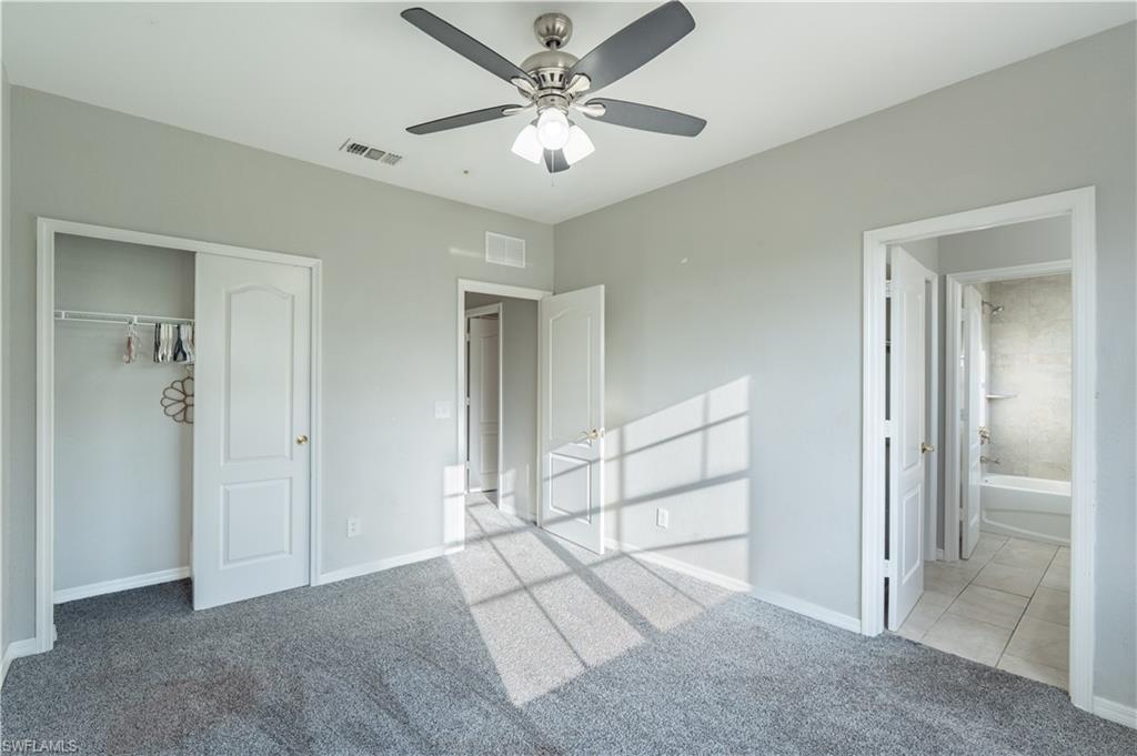 CORAL LAKES - Residential