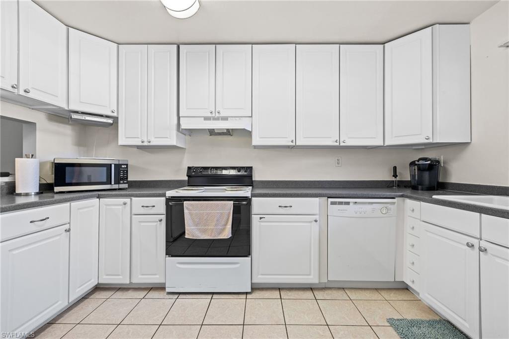 5258 Treetops DR J103
