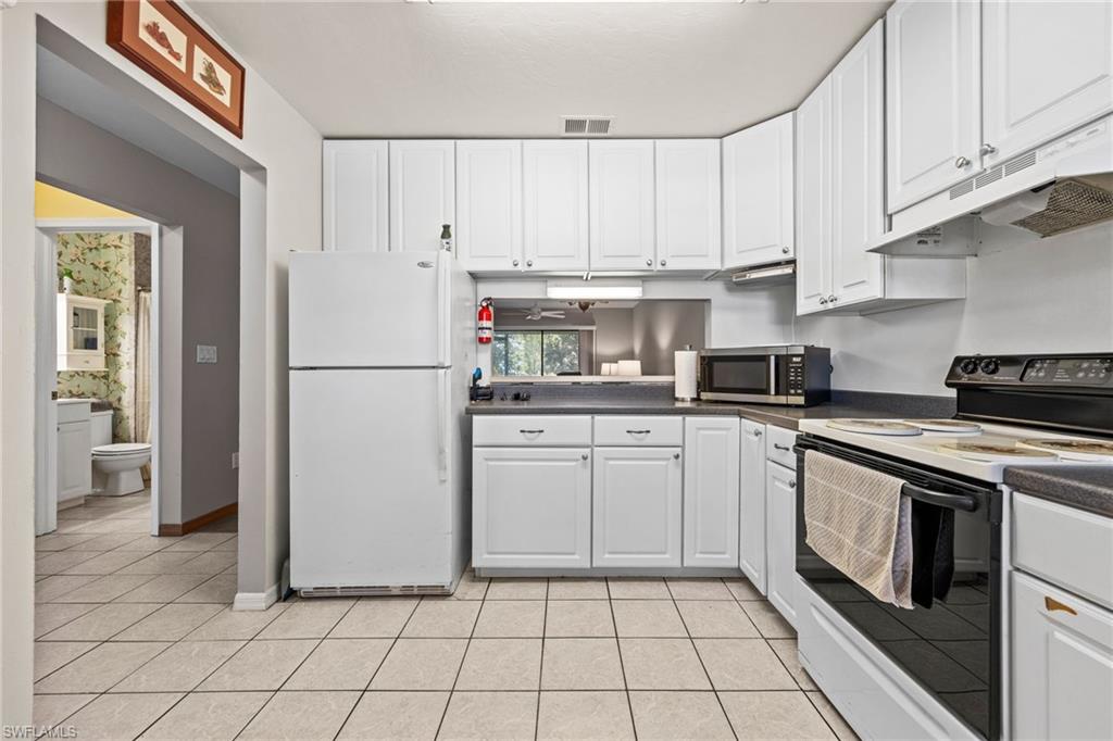 5258 Treetops DR J103