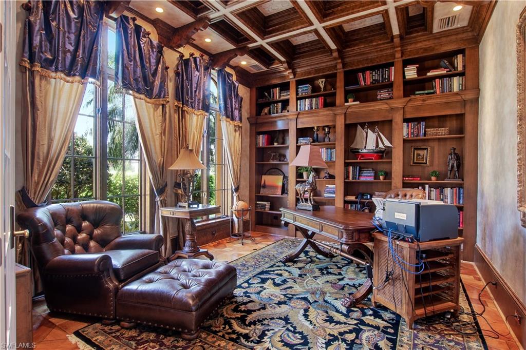 ESCADA AT TIBURON - Residential