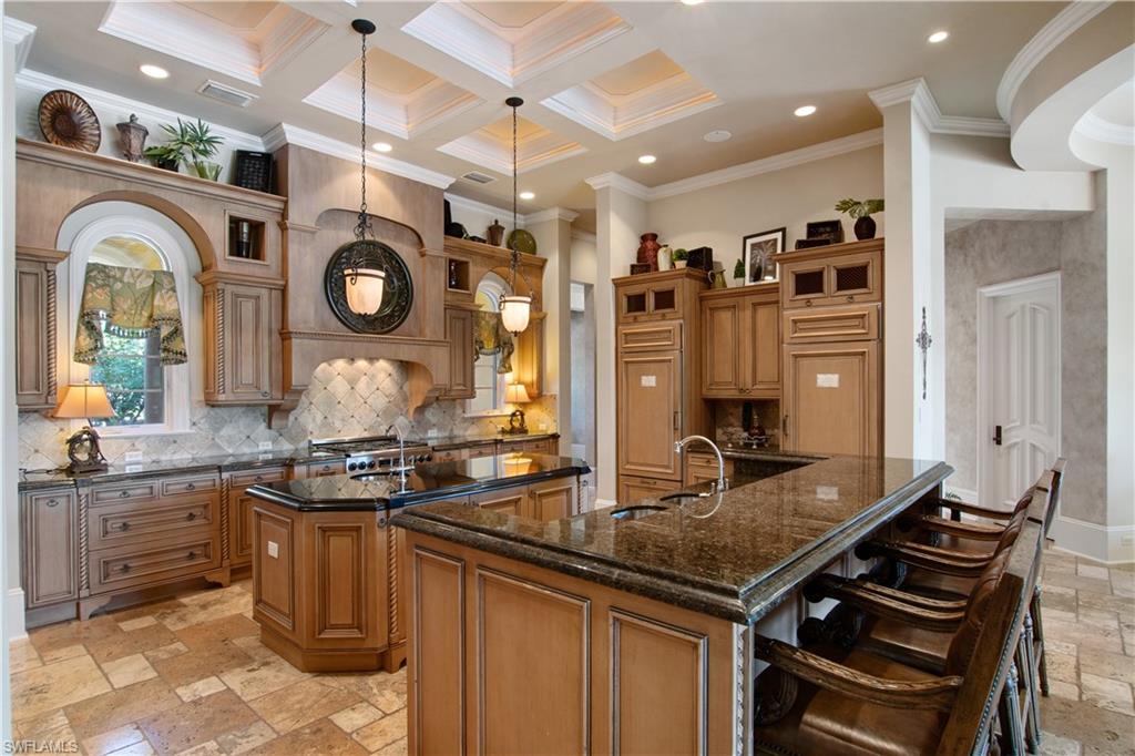 ESCADA AT TIBURON - Residential