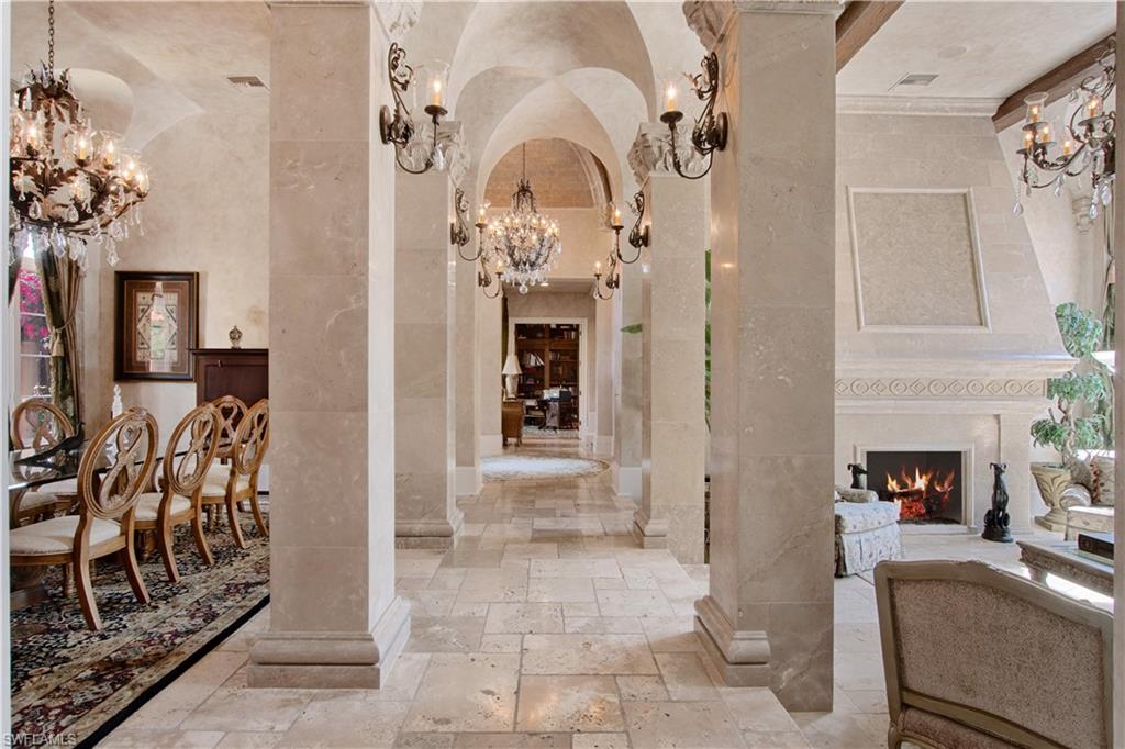 ESCADA AT TIBURON - Residential