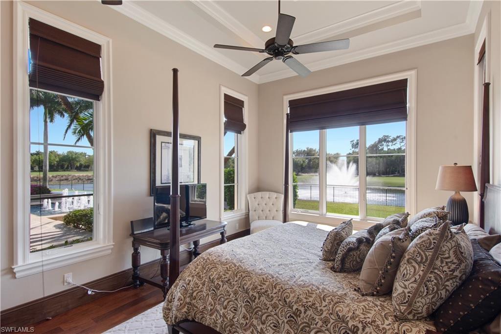 ESCADA AT TIBURON - Residential