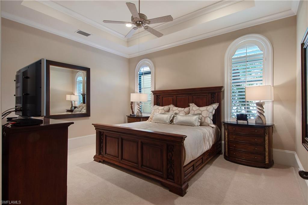 ESCADA AT TIBURON - Residential