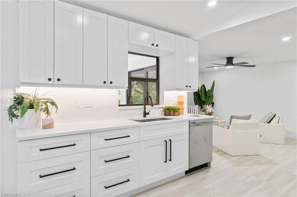 2481 Kings Lake BLVD