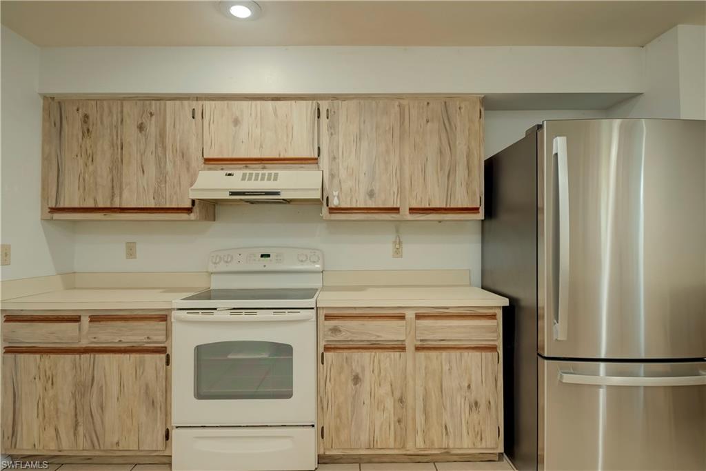 FORT MYERS SHORES - Residential