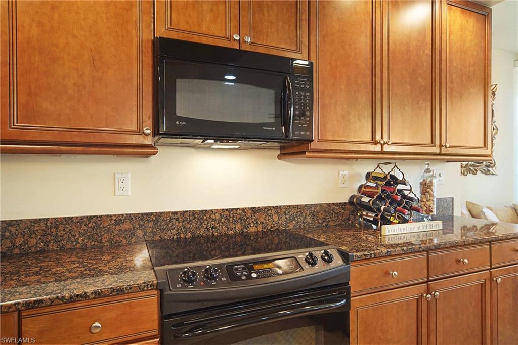 NORTH STAR YACHT CLUB - Residential