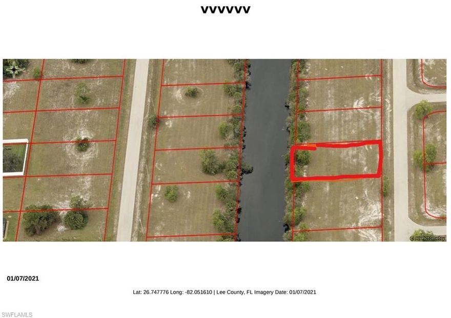 the great shopping and restaurants on the booming Pine Island Rd retail