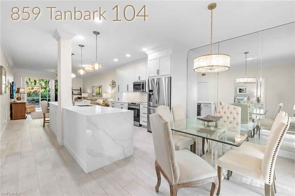 LAUREL OAKS AT PELICAN BAY - Residential