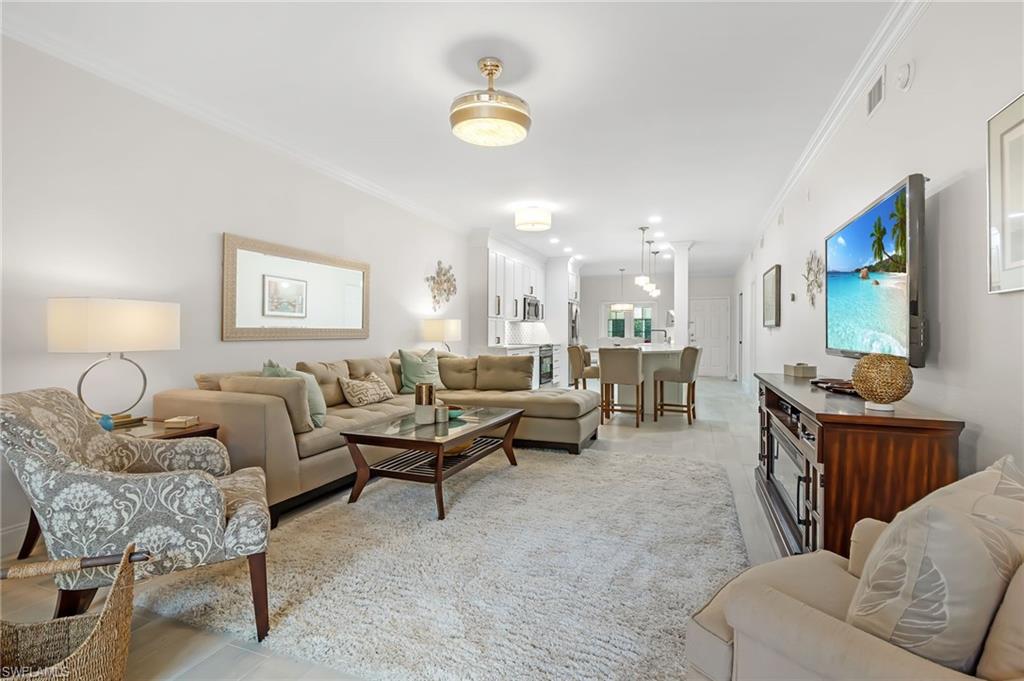 LAUREL OAKS AT PELICAN BAY - Residential