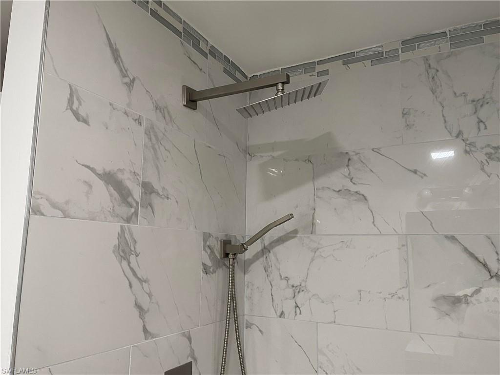 OLD BRIDGE VILLAGE - Residential