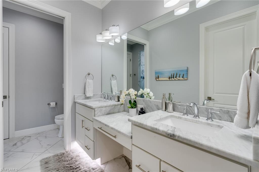 NAPLES PARK - Residential