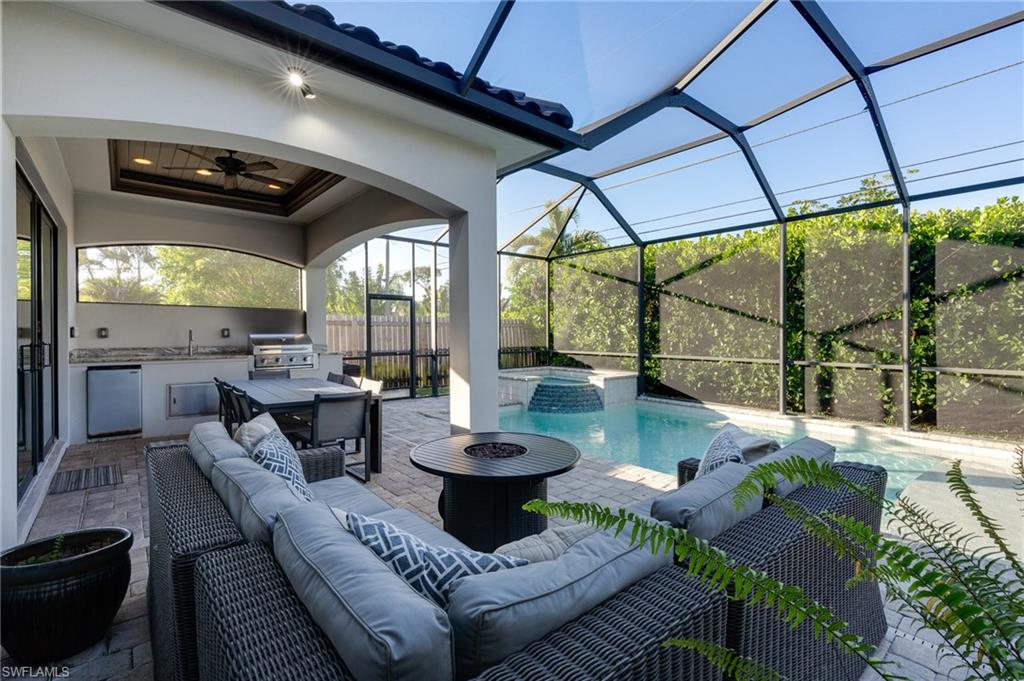 NAPLES PARK - Residential