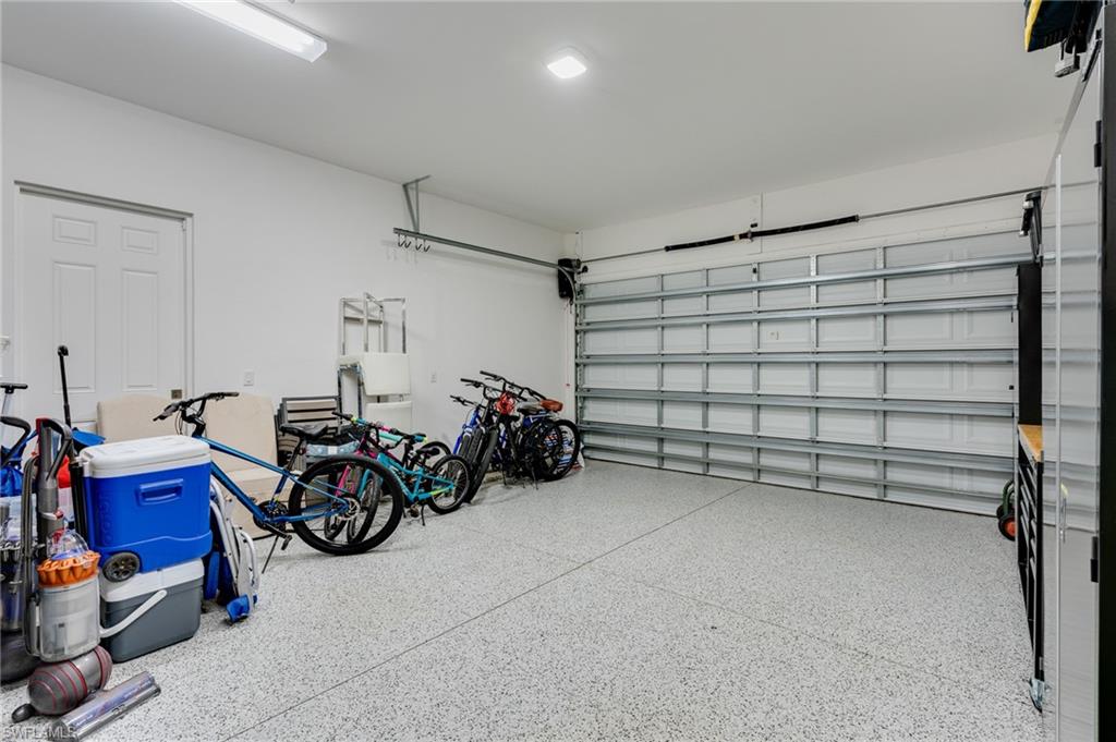 NAPLES PARK - Residential