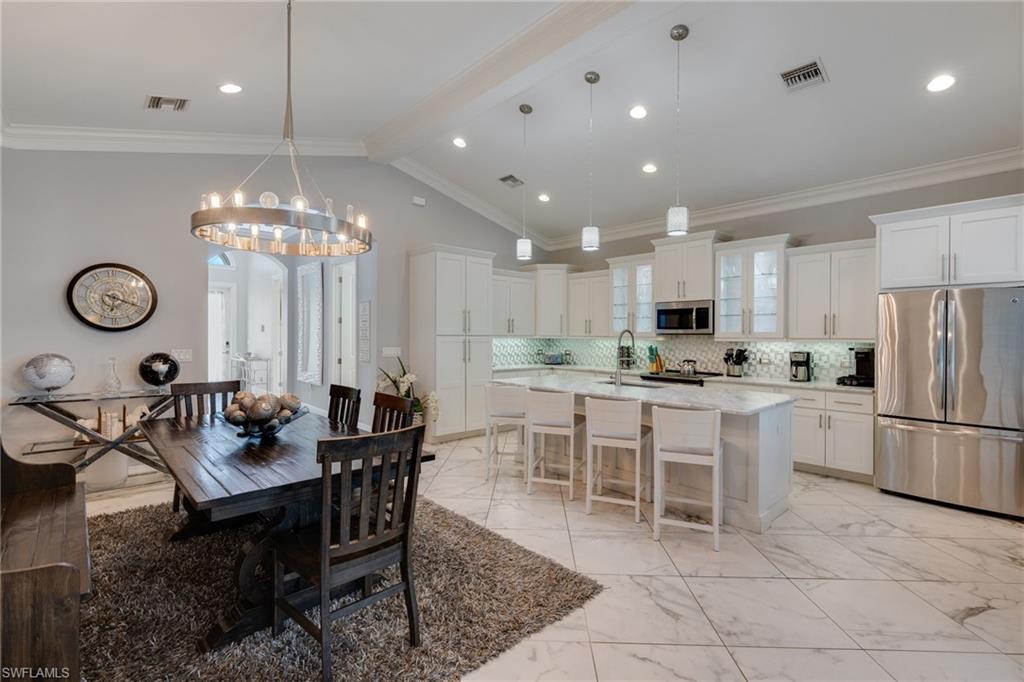 NAPLES PARK - Residential