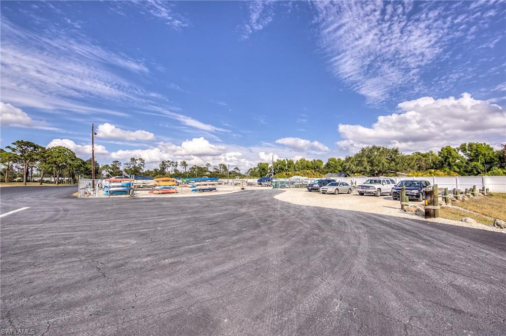 RIVERWOODS PLANTATION - Residential