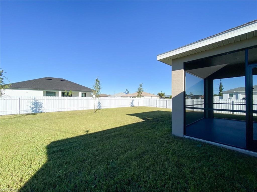 CAPE CORAL - Residential