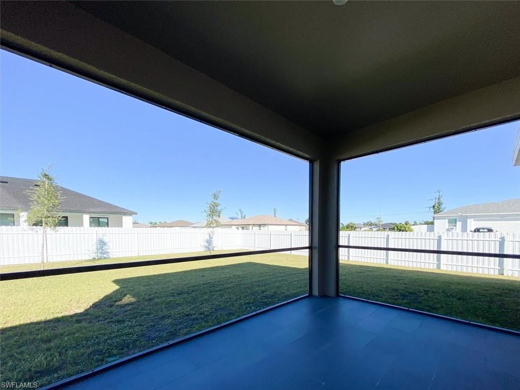 CAPE CORAL - Residential