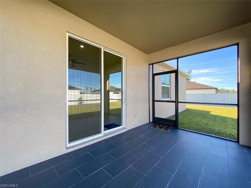 CAPE CORAL - Residential