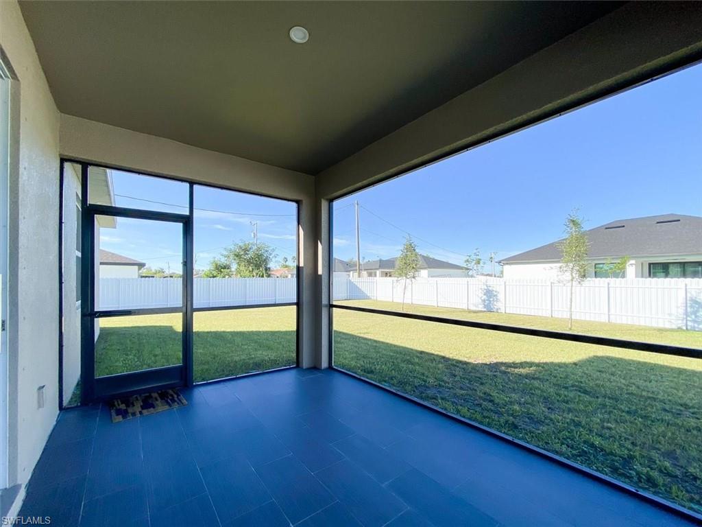 CAPE CORAL - Residential