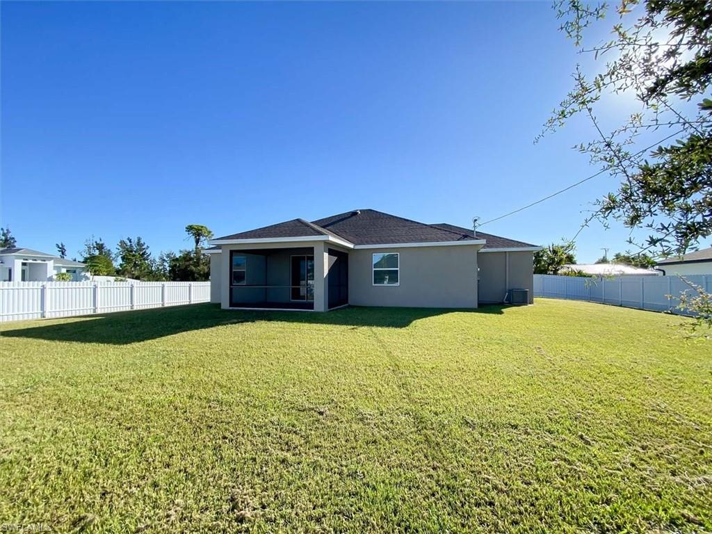 CAPE CORAL - Residential