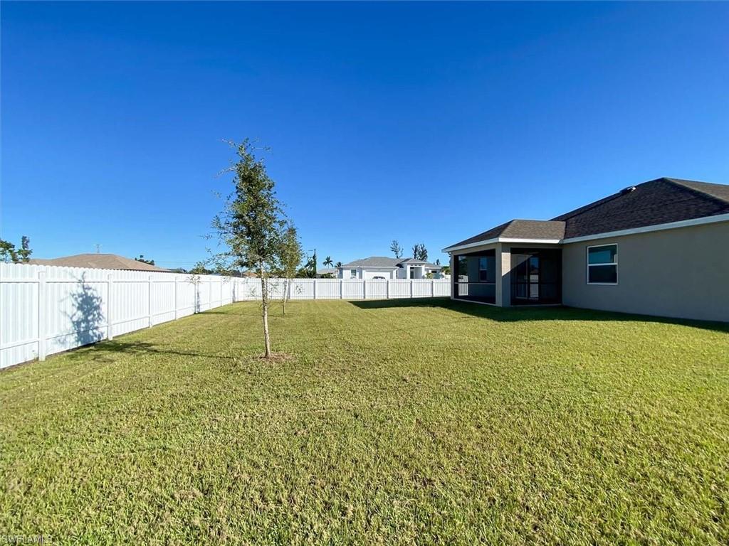 CAPE CORAL - Residential